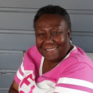 Meet your Posher, Della